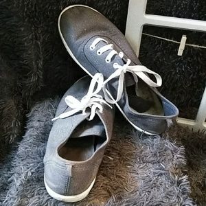 Denim blue tennis shoes
